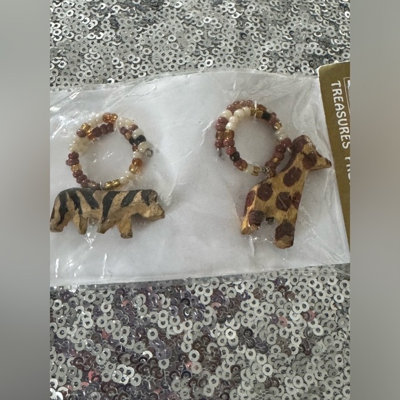 Wine glass jewelry. Handmade in Africa. - Picture 4 of 5